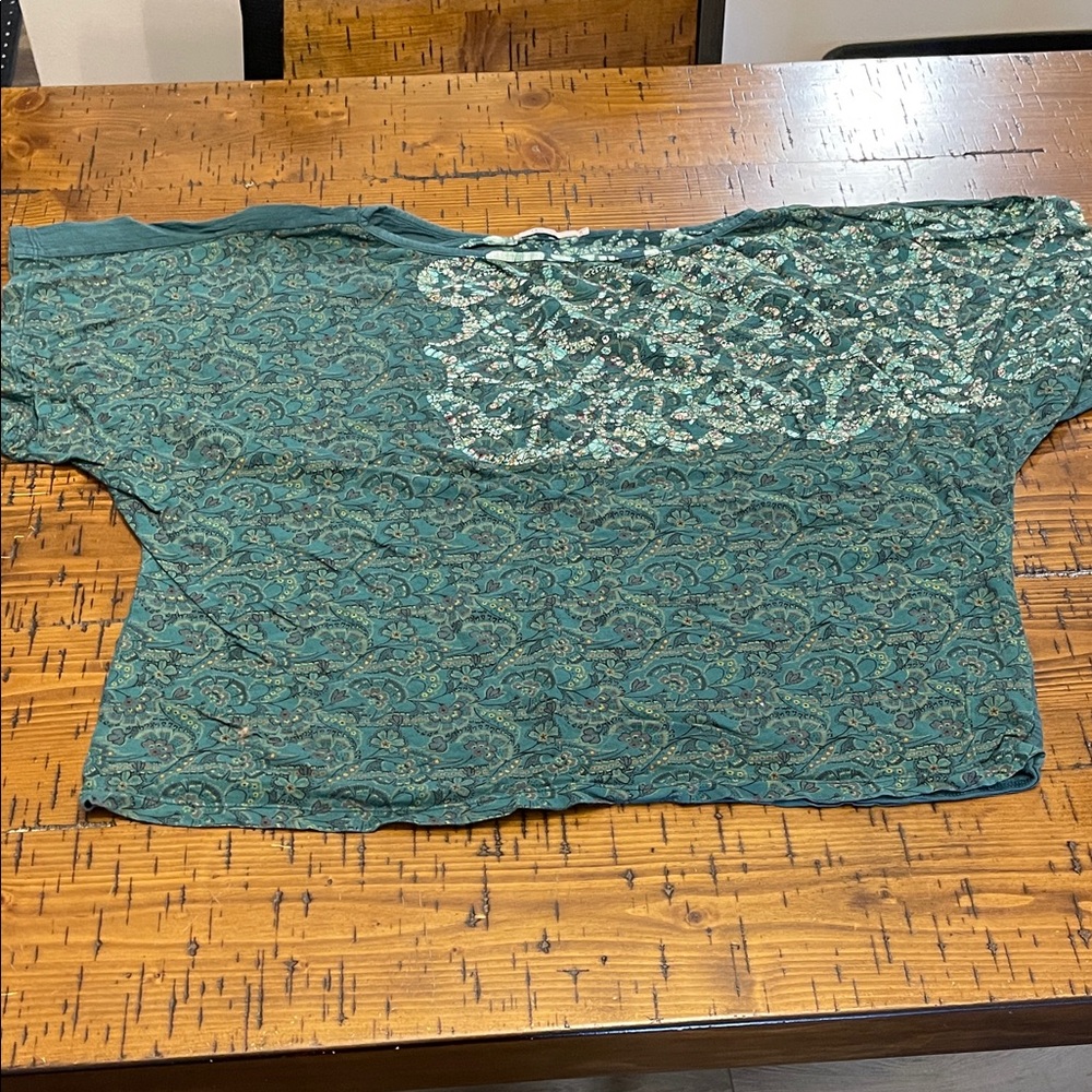 Language Teal and White Paisley Short Sleeve Top